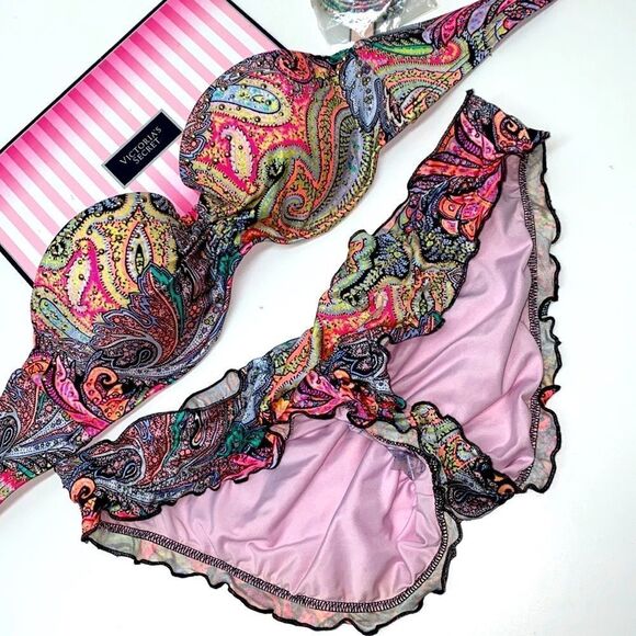 🔥VICTORIA SECRET  swimsuit  top 34B push-up bottom- medium  New #1 - Picture 1 of 10